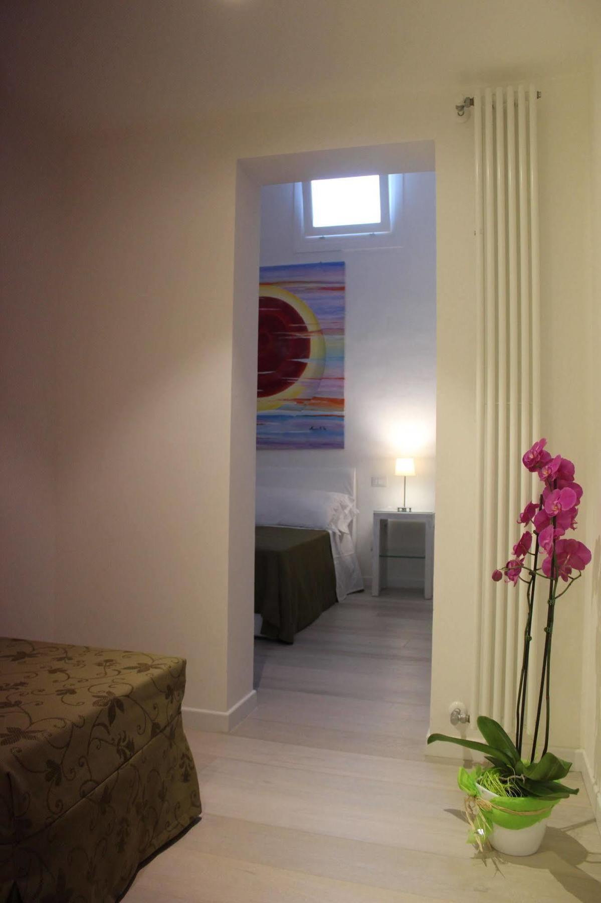 レッチェ ラ フィネストラ スル コンビット B＆B　 Bed & Breakfast エクステリア 写真