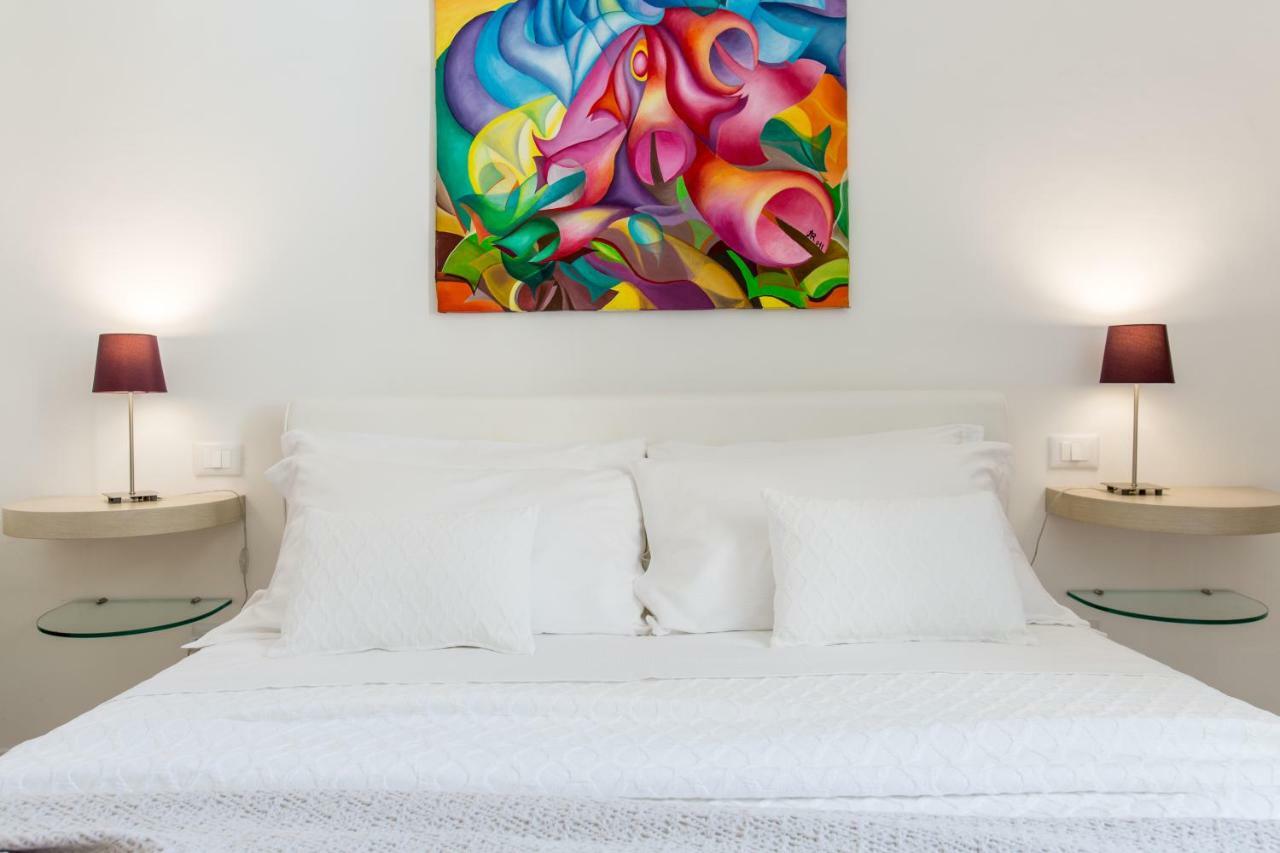 レッチェ ラ フィネストラ スル コンビット B＆B　 Bed & Breakfast エクステリア 写真
