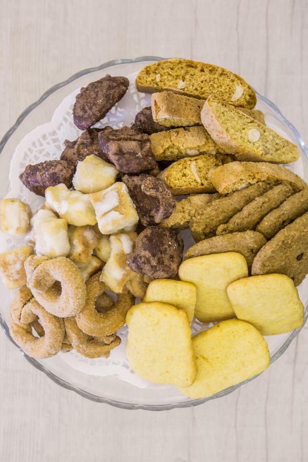 レッチェ ラ フィネストラ スル コンビット B＆B　 Bed & Breakfast エクステリア 写真
